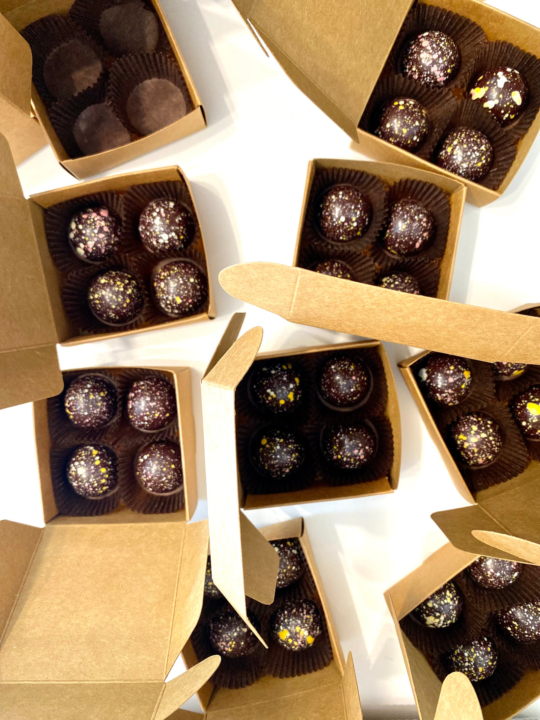 Caramel domes x4
