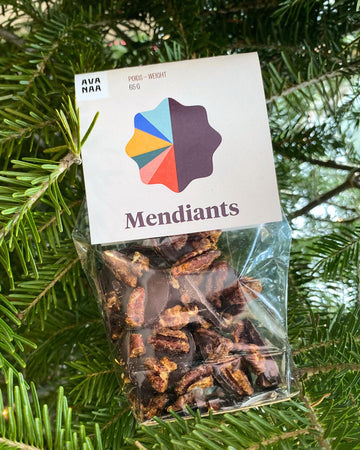 Mendiants - 80% dark chocolate + caramelised pecans with spices